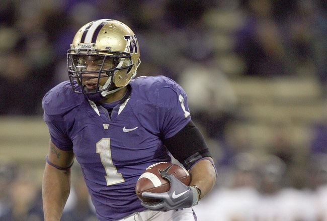 SEATTLE - DECEMBER 05: Chris Polk #1 of the Washington Huskies runs the ball against the California Bears on December 5, 2009 at Husky Stadium in Seattle, Washington. The Huskies defeated the Bears 42-10. (Photo by Otto Greule Jr/Getty Images)
