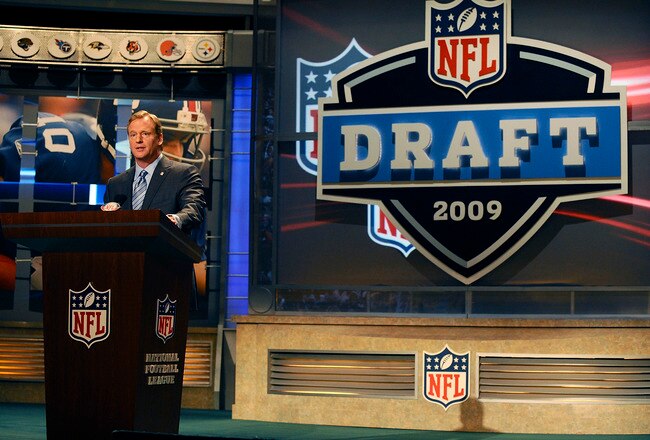 NEW YORK - APRIL 25:  NFL Commissioner Roger Goodell introduces Detroit Lions #1 draft pick Matthew Stafford at Radio City Music Hall for the 2009 NFL Draft on April 25, 2009 in New York City  (Photo by Jeff Zelevansky/Getty Images)