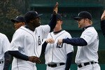 DETROIT - MARCH 31:  Dontrelle Willis #21 of the Detroit Tigers greets his teammates during player introductions against the Kansas City Royals during their game on Opening Day on March 31, 2008 at Comerica Park in Detroit, Michigan.  (Photo by Gregory Shamus/Getty Images)