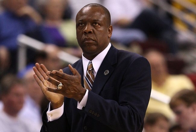 NORTH LITTLE ROCK, AR - MARCH 21:  Head coach Ernie Kent of the Oregon Ducks reacts during the game against the Mississippi State Bulldogs during the first round of the South Regional as part of the 2008 NCAA Men's Basketball Tournament at Alltel Arena on March 21, 2008 in North Little Rock, Arkansas.  (Photo by Andy Lyons/Getty Images)