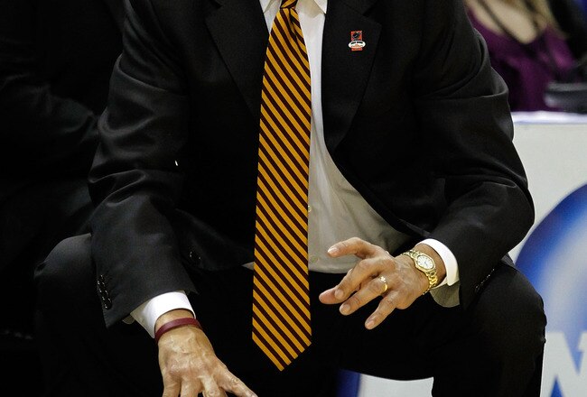 MILWAUKEE - MARCH 19:  Head coach Tubby Smith of the Minnesota Golden Gophers calls out in the first half during the first round of the 2010 NCAA men's basketball tournament against the Xavier Musketeers at the Bradley Center on March 19, 2010 in Milwaukee, Wisconsin.  (Photo by Jonathan Daniel/Getty Images)