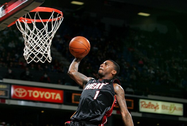 SACRAMENTO, CA - DECEMBER 06:  Dorell Wright #1 of the Miami Heat goes up to dunk the ball during their game against the Sacramento Kings at ARCO Arena on December 6, 2009 in Sacramento, California.  NOTE TO USER: User expressly acknowledges and agrees that, by downloading and/or using this Photograph, user is consenting to the terms and conditions of the Getty Images License Agreement.  (Photo by Ezra Shaw/Getty Images)