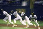 Rickeyhenderson_crop_150x100