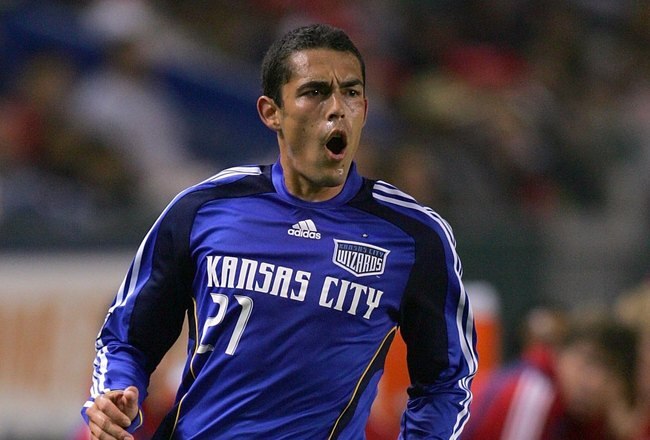 CARSON, CA - SEPTEMBER 27:  Herculez Gomez #21 of the Kansas City Wizards reacts to an off-sides call during their MLS match against CD Chivas USA at The Home Depot Center on September 27, 2008 in Carson, California. Chivas USA defeated the Wizards 2-1.  (Photo by Victor Decolongon/Getty Images)