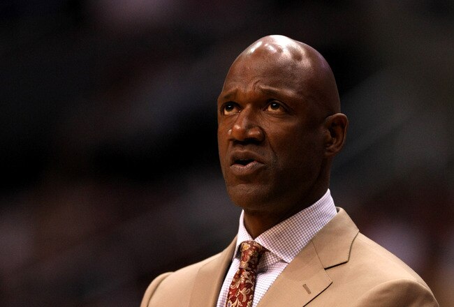 LOS ANGELES, CA - JANUARY 11:  Head coach Terry Porter of the Phoenix Suns looks on during the game with the Los Angeles Clippers on January 11, 2009 at Staples Center in Los Angeles, California.  The Suns won 109-103.   NOTE TO USER: User expressly acknowledges and agrees that, by downloading and/or using this Photograph, user is consenting to the terms and conditions of the Getty Images License Agreement.  (Photo by Stephen Dunn/Getty Images)