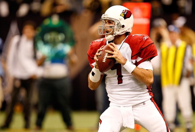 NEW ORLEANS - JANUARY 16:  Quarterback Matt Leinart #7 of the Arizona Cardinals looks to pass against the New Orleans Saints during the NFC Divisional Playoff Game at Louisana Superdome on January 16, 2010 in New Orleans, Louisiana. The Saints won 45-14.  (Photo by Ronald Martinez/Getty Images)