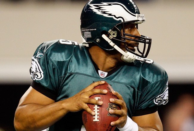 ARLINGTON, TX - JANUARY 09:  Quarterback Donovan McNabb #5 of the Philadelphia Eagles during the 2010 NFC wild-card playoff game at Cowboys Stadium on January 9, 2010 in Arlington, Texas.  (Photo by Ronald Martinez/Getty Images)