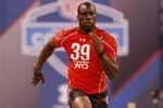 INDIANAPOLIS, IN - FEBRUARY 28: Wide receiver Damian Williams of USC runs the 40 yard dash during the NFL Scouting Combine presented by Under Armour at Lucas Oil Stadium on February 28, 2010 in Indianapolis, Indiana. (Photo by Scott Boehm/Getty Images)