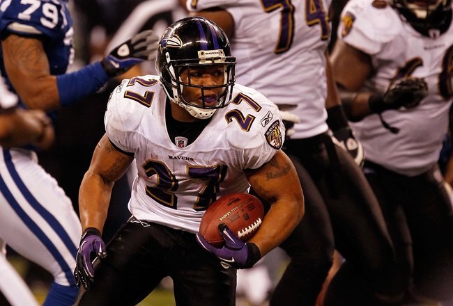 INDIANAPOLIS - JANUARY 16:  Ray Rice #27 of the Baltimore Ravens runs the ball against the Indianapolis Colts in the AFC Divisional Playoff Game at Lucas Oli Stadium on January 16, 2010 in Indianapolis, Indiana.  (Photo by Jonathan Daniel/Getty Images)