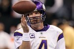 NEW ORLEANS - JANUARY 24:  Brett Favre #4 of the Minnesota Vikings warms up against the New Orleans Saints during the NFC Championship Game at the Louisiana Superdome on January 24, 2010 in New Orleans, Louisiana. The Saints won 31-28 in overtime.  (Photo by Jed Jacobsohn/Getty Images)