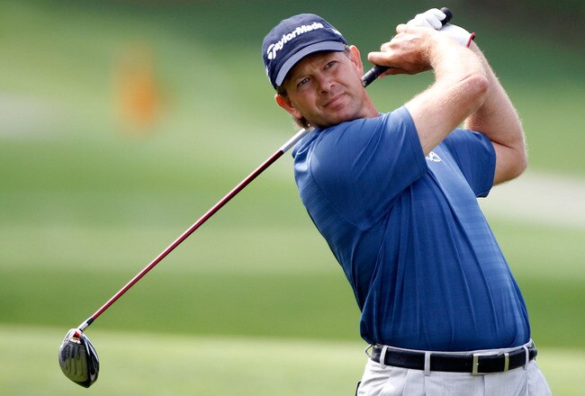 ORLANDO, FL - MARCH 29:  Retief Goosen of South Africa hits his tee shot on the 18th hole during the completion of the final round of the Arnold Palmer Invitational presented by MasterCard at the Bayhill Club and Lodge on March 29, 2010 in Orlando, Florida.  (Photo by Scott Halleran/Getty Images)