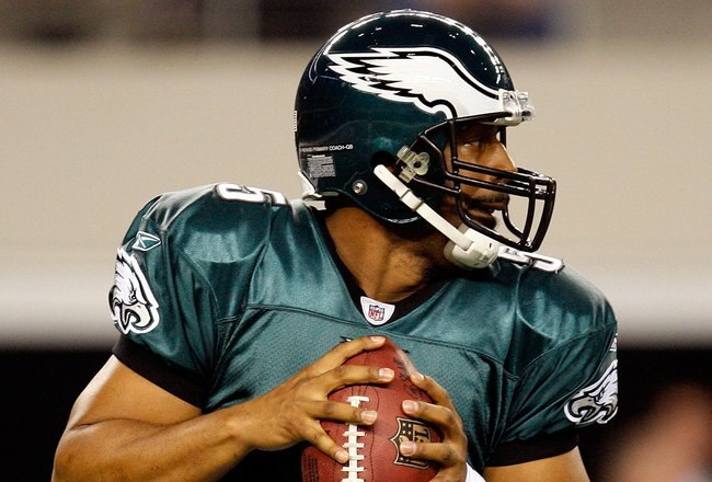 ARLINGTON, TX - JANUARY 09:  Quarterback Donovan McNabb #5 of the Philadelphia Eagles during the 2010 NFC wild-card playoff game at Cowboys Stadium on January 9, 2010 in Arlington, Texas.  (Photo by Ronald Martinez/Getty Images)