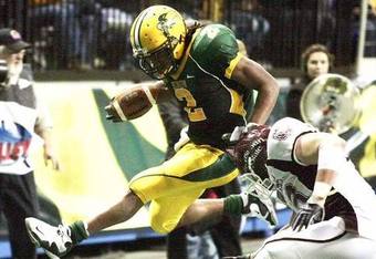 1025-ndsufball4_crop_340x234