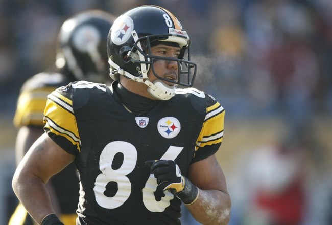 PITTSBURGH - DECEMBER 06:  Hines Ward #86 of the Pittsburgh Steelers looks on during the game against the Oakland Raiders on December 6, 2009 at Heinz Field in Pittsburgh, Pennsylvania.  (Photo by Gregory Shamus/Getty Images)