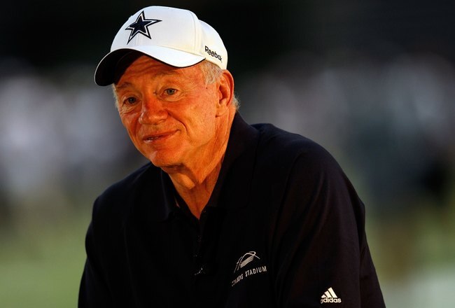 SAN ANTONIO - AUGUST 06:  Owner Jerry Jones of the Dallas Cowboys during training camp at the Alamodome on August 6, 2009 in San Antonio, Texas.  (Photo by Ronald Martinez/Getty Images)