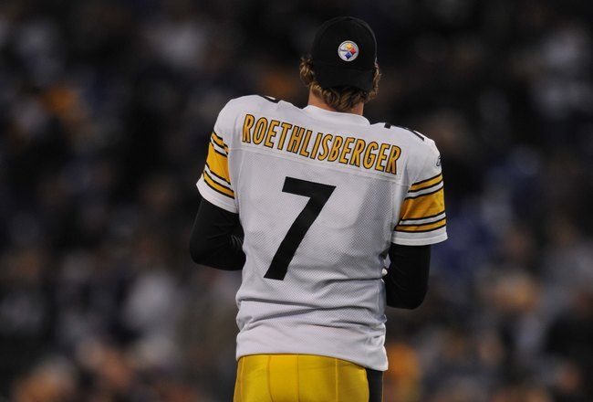 BALTIMORE - NOVEMBER 29:  Ben Roethlisberger #7 of the Pittsburgh Steelers warms up before the game against the  Baltimore Ravens at M&T Bank Stadium on November 29, 2009 in Baltimore, Maryland. Roethlisberger did not play because of a concussion. The Ravens defeated the Steelers 20-17. (Photo by Larry French/Getty Images)