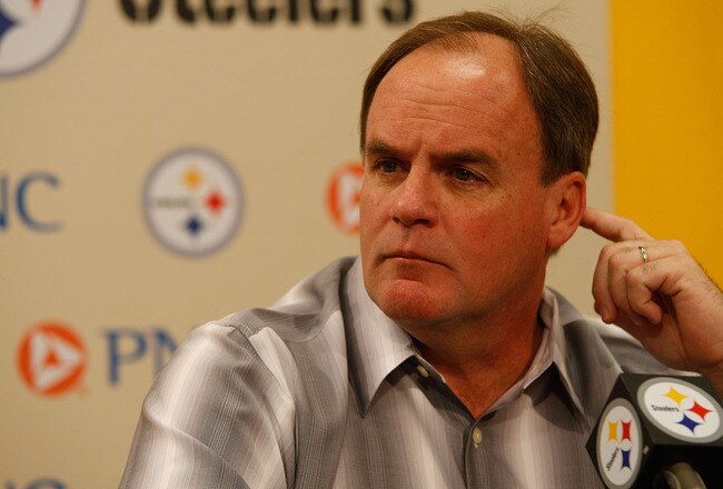 PITTSBURGH - APRIL 19:  Director of Football Operations Kevin Colbert of the Pittsburgh Steelers speaks during a press conference following practice on April 19, 2010 at the Pittsburgh Steelers South Side training facility in Pittsburgh, Pennsylvania.  (Photo by Jared Wickerham/Getty Images)
