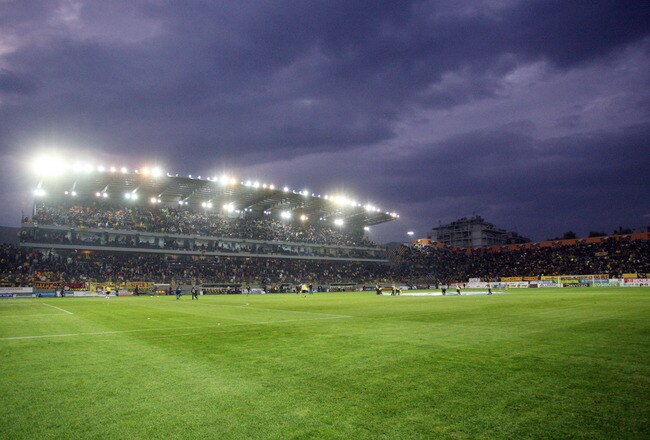 THESSALONIKI, GREECE - OCTOBER 25:  General view taken during the Super League match between Aris Salonika and AEK Athens held on October 25, 2009 at the Kleanthis Vikelidis Stadium, in Thessaloniki, Greece. (Photo by Sakis Mitrolidis/EuroFootball/Getty Images)