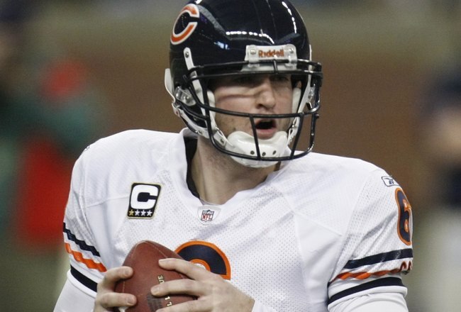 DETROIT - JANUARY 3:  Jay Cutler #6 of the Chicago Bears looks for a receiver during the game against the Detroit Lions on January 3, 2010 at Ford Field in Detroit, Michigan. (Photo by Gregory Shamus/Getty Images)