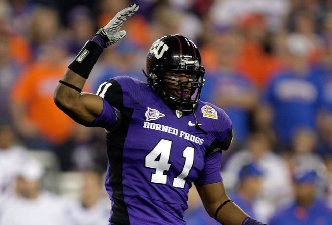 GLENDALE, AZ - JANUARY 04:  Daryl Washington #41 of the TCU Horned Frogs reacts against the Boise State Broncos during the Tostitos Fiesta Bowl at the Universtity of Phoenix Stadium on January 4, 2010 in Glendale, Arizona.  (Photo by Jamie Squire/Getty Images)