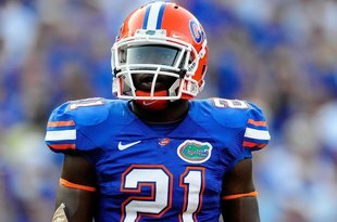 GAINESVILLE, FL - SEPTEMBER 19:  Major Wright #21 of the Florida Gators prior to the game against the Tennessee Volunteers at Ben Hill Griffin Stadium on September 19, 2009 in Gainesville, Florida.  (Photo by Sam Greenwood/Getty Images)