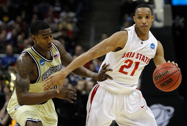 MILWAUKEE - MARCH 21:  Evan Turner #21 of the Ohio State Buckeyes moves the ball against the Georgia Tech Yellow Jackets during the second round of the 2010 NCAA men's basketball tournament at the Bradley Center on March 21, 2010 in Milwaukee, Wisconsin.  (Photo by Jonathan Daniel/Getty Images)