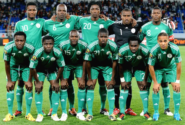 LUBANGO, ANGOLA - JANUARY 25:  The Nigerian team pose during the Africa Cup of Nations Quarter Final match between Zambia and Nigeria from the Alto da Chela Stadium on January 25, 2010 in Lubango, Angola. (Photo by Lefty Shivambu/Gallo Images/Getty Images)