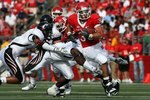 PISCATAWAY, NJ - SEPTEMBER 07:  Joe Martinek #38 of the Rutgers Scarlet Knights runs the ball against the Cincinnati Bearcats at Rutgers Stadium on September 7, 2009 in Piscataway, New Jersey.  (Photo by Jim McIsaac/Getty Images)