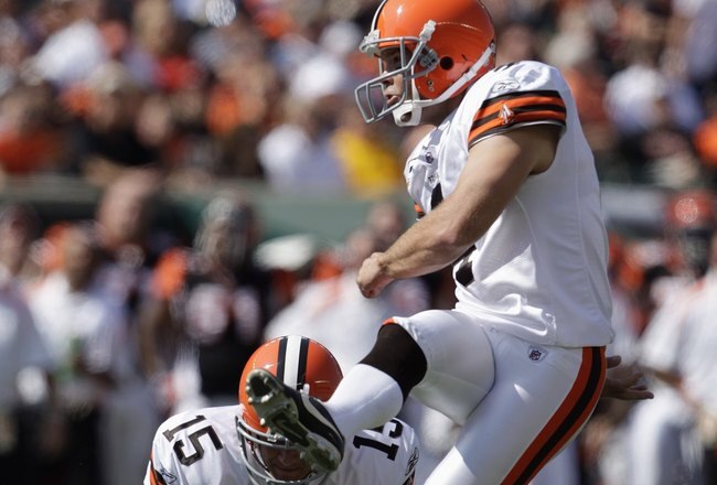 CINCINNATI - SEPTEMBER 28:  Phil Dawson #4 of the Cleveland Browns kicks during the game against the Cincinnati Bengals on September 28, 2008 at Paul Brown Stadium in Cincinnati, Ohio. (Photo by Andy Lyons/Getty Images)