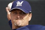 Trevor_hoffman1_crop_150x100