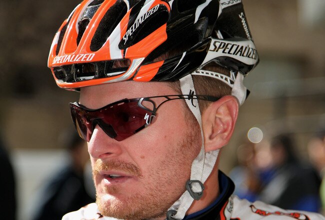 SACRAMENTO, CA - FEBRUARY 14:  Floyd Landis of the USA and riding for Ouch presented by Maxxis prepares for the prologue of the AMGEN Tour of California on February 14, 2009 in Sacramento, California. Landis finished 90th. (Photo by Doug Pensinger/Getty Images)