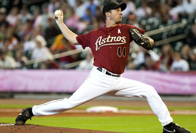 HOUSTON - MAY 09:  Pitcher Roy Oswalt #44 of the Houston Astros throws against the San Diego Padres at Minute Maid Park on May 9, 2010 in Houston, Texas.  (Photo by Bob Levey/Getty Images)