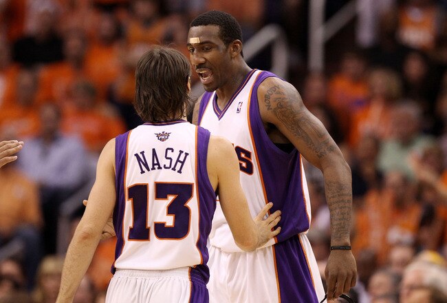 PHOENIX - MAY 25:  Amar'e Stoudemire #1 and Steve Nash #13 of the Phoenix Suns react to a play against the Los Angeles Lakers in the fourth quarter of Game Four of the Western Conference Finals during the 2010 NBA Playoffs at US Airways Center on May 25, 2010 in Phoenix, Arizona. NOTE TO USER: User expressly acknowledges and agrees that, by downloading and/or using this Photograph, user is consenting to the terms and conditions of the Getty Images License Agreement.  (Photo by Christian Petersen/Getty Images)