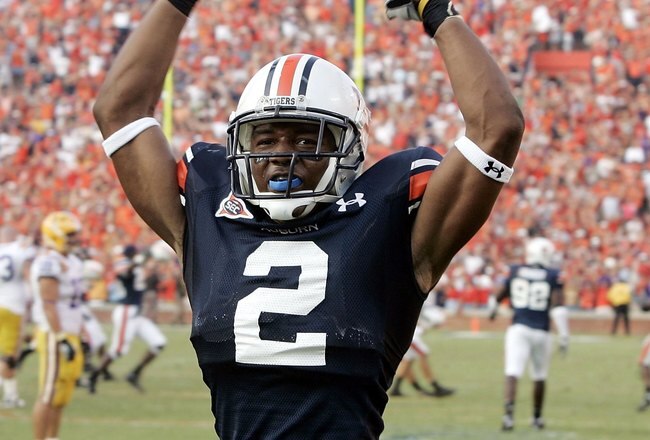 AUBURN, AL - SEPTEMBER 16:  Aairon Savage #2 of the Auburn University Tigers celebrates winning against the Louisiana State University Tigers, 7-3, September 16, 2006 at Jordan-Hare Stadium in Auburn, Alabama.  (Photo by Chris Graythen/Getty Images)