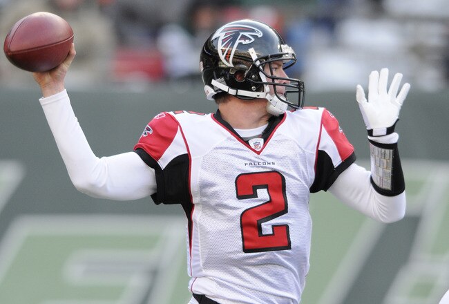 EAST RUTHERFORD, NJ - DECEMBER 20:  Quarterback Matt Ryan #2 of the Atlanta Falcons passes during a NFL game against the New York Jets at Giants Stadium on December 20, 2009 in East Rutherford, New Jersey.   (Photo by Jim Luzzi/Getty Images)