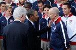 WASHINGTON - MAY 27:  (AFP OUT) U.S. President Barack Obama (C) shakes hands with coach Bob Bradley (R) of U.S. World Cup Soccer Team during a photo-op at the North Portico May 27, 2010 at the White House in Washington, DC. The team will have its first World Cup match on June 12 against England.  (Photo by Alex Wong/Getty Images)