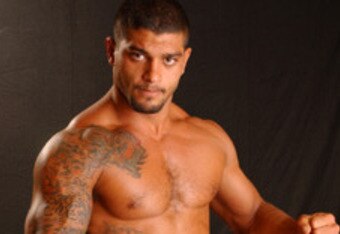 Ricardoarona_01_crop_340x234