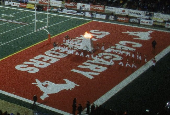 26 Nov 2000:  A general view of the McMahon Stadium in Calgary, Alberta, Canada during the Grey Cup 2000 game between the British Columbia Lions and the Montreal Alouettes. The Lions defeated the Alouettes 28-26.Mandatory Credit: Craig Klem  /Allsport