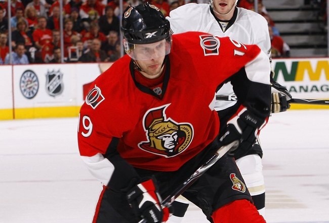 OTTAWA, ON - APRIL 20:  Jason Spezza #19 of the Ottawa Senators skates with the puck against the Pittsburgh Penguins in Game 4 of the Eastern Conference Quaterfinals during the 2010 Stanley Cup Playoffs at Scotiabank Place on April 20, 2010 in Ottawa, Canada. The Pittsburgh Penguins defeated the Ottawa Senators 7-4. (Photo by Phillip MacCallum/Getty Images)