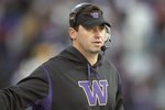 SEATTLE - DECEMBER 05:  Head coach Steve Sarkisian of the Washington Huskies instructs from the sidelines during game against the California Bears on December 5, 2009 at Husky Stadium in Seattle, Washington. The Huskies defeated the Bears 42-10. (Photo by Otto Greule Jr/Getty Images)