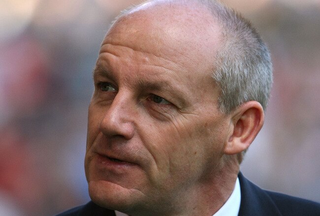 BURNLEY, ENGLAND - MAY 09:  Reading manager Steve Coppell leaves the pitch after the Coca-Cola Championship Play-off Semi Final First Leg match between Burnley and Reading at Turf Moor on May 9, 2009 in Burnley, England.  (Photo by Christopher Furlong/Getty Images)