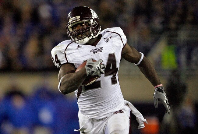 LEXINGTON, KY - OCTOBER 31:  Anthony Dixon #24 of  the Mississippi State Bulldogs runs with the ball during the SEC game against the Kentucky Wildcats  at Commonwealth Stadium on October 31, 2009 in Lexington, Kentucky.  (Photo by Andy Lyons/Getty Images)