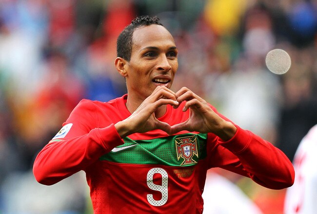CAPE TOWN, SOUTH AFRICA - JUNE 21:  Liedson of Portugal celebrates scoring his side's fifth goal during the 2010 FIFA World Cup South Africa Group G match between Portugal and North Korea at the Green Point Stadium on June 21, 2010 in Cape Town, South Africa.  (Photo by Doug Pensinger/Getty Images)