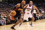PHOENIX - JANUARY 23:  Corey Maggette #50 of the Golden State Warriors hanldes the ball during the NBA game against the Phoenix Suns at US Airways Center on January 23, 2010 in Phoenix, Arizona. The Suns defeated the Warriors 112-103.  NOTE TO USER: User expressly acknowledges and agrees that, by downloading and or using this photograph, User is consenting to the terms and conditions of the Getty Images License Agreement.  (Photo by Christian Petersen/Getty Images)