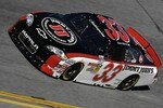 Daytona1_practice_car_on_track-600x0_crop_150x100