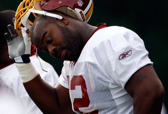 ASHBURN, VA - JULY 30:  Washington Redskins defensive tackle Albert Haynesworth (#92) takes part in drills during opening day of training camp July 30, 2009 in Ashburn, Virginia.  (Photo by Win McNamee/Getty Images)