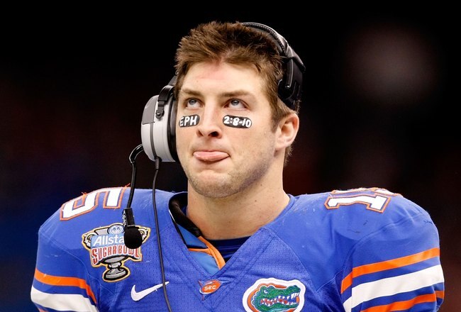 NEW ORLEANS - JANUARY 01:  Quarterback Tim Tebow #15 of the Florida Gators stands on the sidelines during the Allstate Sugar Bowl against the Cincinnati Bearcats at the Louisana Superdome on January 1, 2010 in New Orleans, Louisiana.  (Photo by Kevin C. Cox/Getty Images)