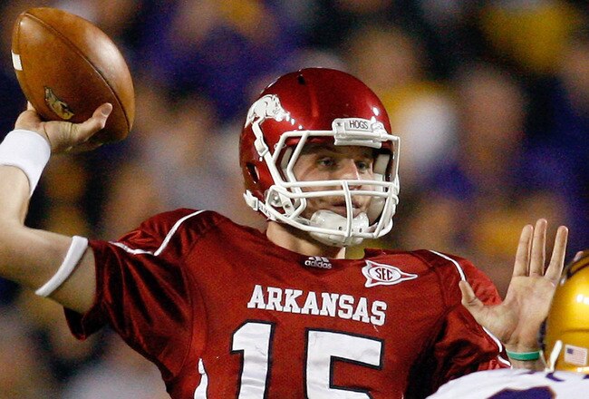 BATON ROUGE, LA - NOVEMBER 28:  Quarterback Ryan Mallett #15 of the Arkansa Razorbacks throws a pass over Rahim Alem #84 of the Louisiana State University Tigers at Tiger Stadium on November 28, 2009 in Baton Rouge, Louisiana.  (Photo by Chris Graythen/Getty Images)