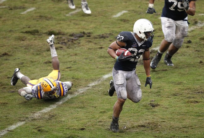 ORLANDO, FL - JANUARY 1: Evan Royster #22 of the Penn State Nittany Lions runs with the football during the 2010 Capital One Bowl against the LSU Tigers at the Florida Citrus Bowl Stadium on January 1, 2010 in Orlando, Florida. Penn State won 19-17. (Photo by Joe Robbins/Getty Images)