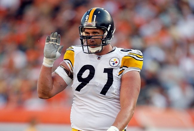 CINCINNATI - SEPTEMBER 27:  Aaron Smith #91 of the Pittsburgh Steelers is pictured during the NFL game against the Cincinnati Bengals at Paul Brown Stadium on September 27, 2009 in Cincinnati, Ohio.  (Photo by Andy Lyons/Getty Images)